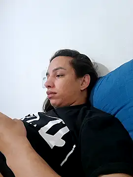 ofjuliaa online show from 07.20.26