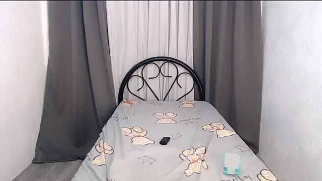 DivineCandy online show from 07.21.26