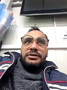 julian-112 online show from 02.06.26