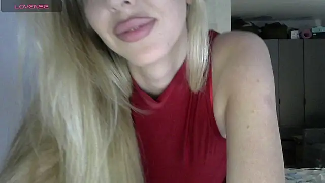 LizaSweetyq online show from 04.28.26