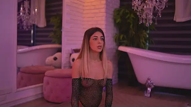 Snapshot of ItsIvyLicious chatting on 01.19.26 ItsIvyLicious online show from 01.19.26