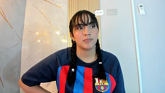 AlanaBlair  online show from 01.10.26