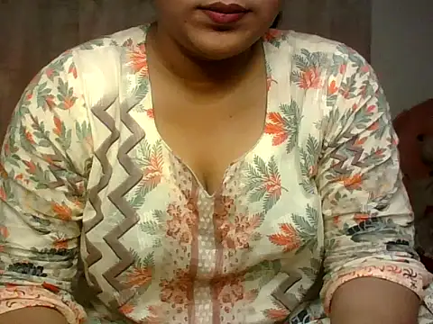 Snapshot of Sima_Roy95 chatting on 05.08.26 Sima Roy95 online show from 05.08.26