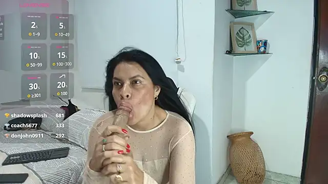 perla hot4u online show from 07.02.26