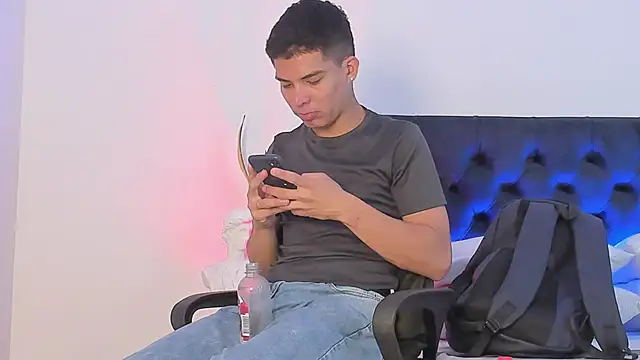 Marcus Moreno online show from 03.07.26