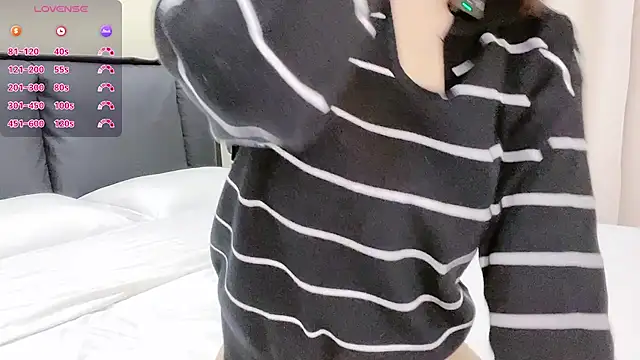 Snapshot of baobao-MM chatting on 02.15.26 baobao-MM online show from 02.15.26