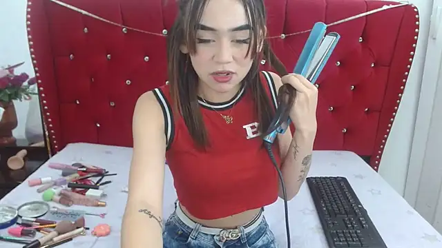 sofiaspring online show from 04.29.26