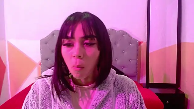 sofiaspring online show from 07.19.26
