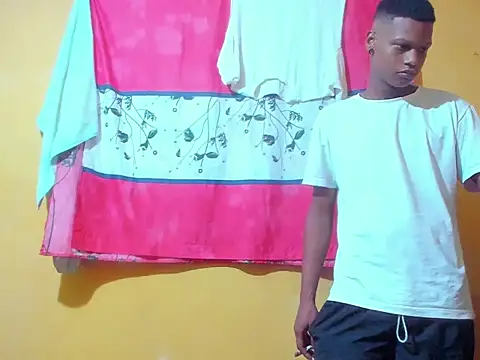 aunstin mohamme online show from 02.15.26