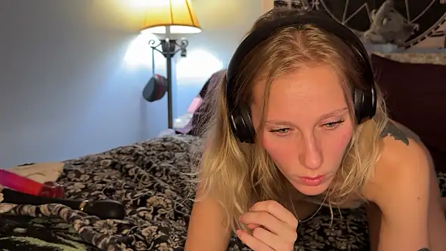 Snapshot of mysunidreamss chatting on 02.07.26 mysunidreamss online show from 02.07.26