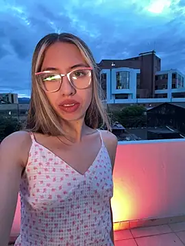 yeye sweet  online show from 04.18.26