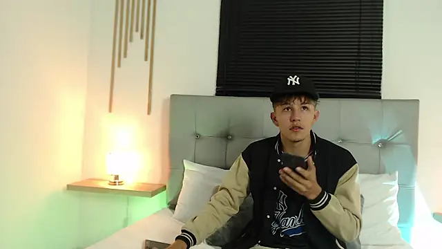 johnny blake  online show from 02.03.26