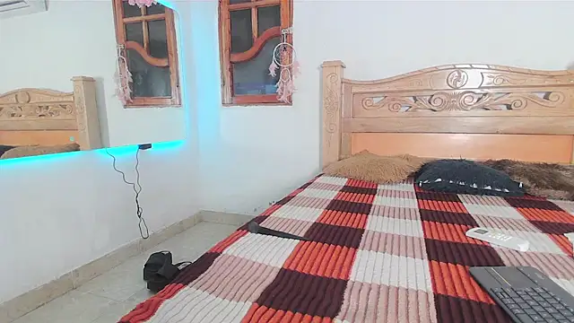 bratz glloe online show from 07.10.26