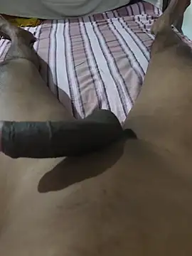 Snapshot of Mallilokui chatting on 03.27.26 Mallilokui online show from 03.27.26