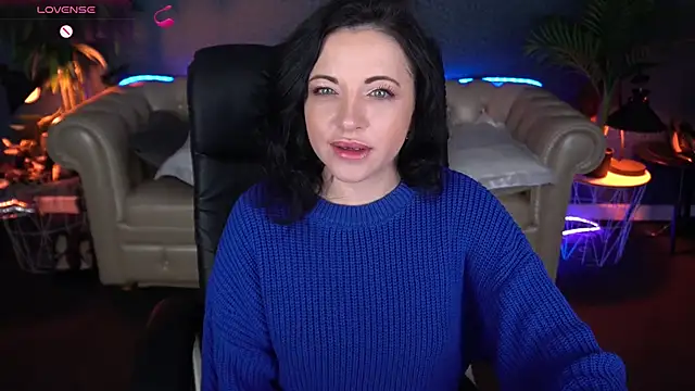 Dafni Monn online show from 04.28.26