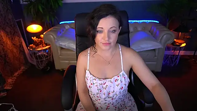 Dafni Monn online show from 06.09.26