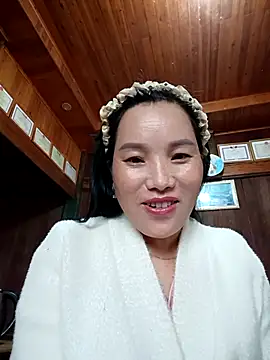 Snapshot of yu--yo chatting on 05.07.26 yu--yo online show from 05.07.26