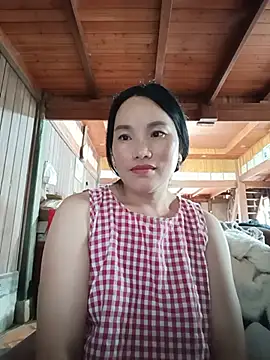 Snapshot of yu--yo chatting on 07.17.26 yu--yo online show from 07.17.26