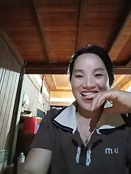 Snapshot of yu--yo chatting on 07.29.26 yu--yo online show from 07.29.26