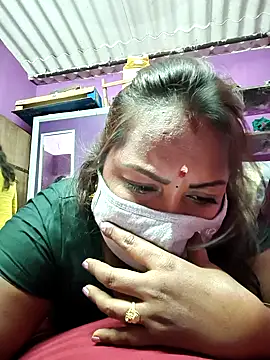 Snapshot of Tamil_Hot_Priya chatting on 02.20.26 Tamil Hot Priya online show from 02.20.26