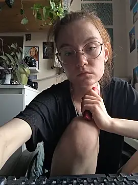 Shy Bamby online show from 06.01.26