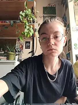 Shy Bamby online show from 06.26.26