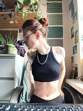 Shy Bamby online show from 07.07.26