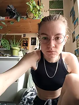 Shy Bamby online show from 07.14.26