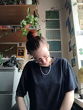 Shy Bamby online show from 07.24.26