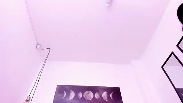 Britney Cortez online show from 04.23.26