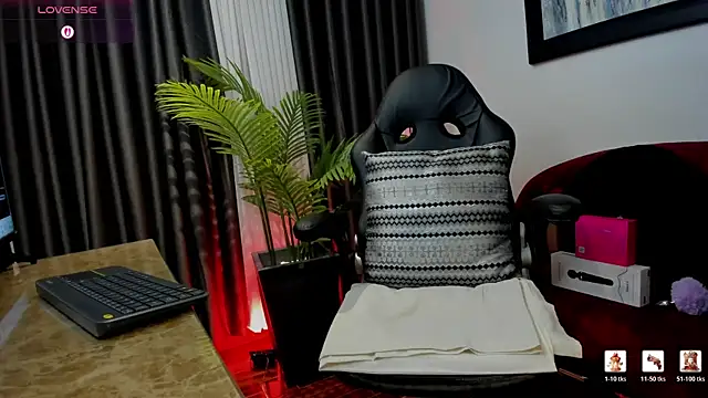 VictoriaPaker online show from 04.22.26