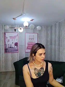 Snapshot of zarcasutra_t chatting on 05.24.26 zarcasutra t online show from 05.24.26