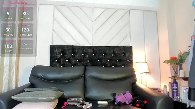 Scaarlett prince online show from 03.12.26