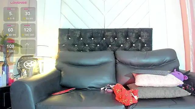 Scaarlett prince online show from 03.17.26