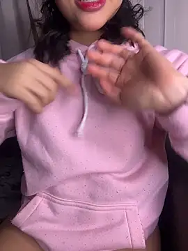 Snapshot of _Queen_love2 chatting on 03.01.26 Queen love2 online show from 03.01.26