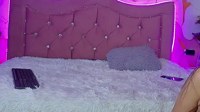 Snapshot of jasmine_star12 chatting on 02.07.26 jasmine star12 online show from 02.07.26