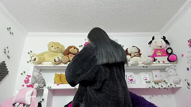 maira diazz online show from 02.10.26