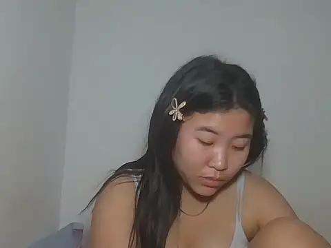 Snapshot of Zyeiii chatting on 02.01.26 Zyeiii online show from 02.01.26