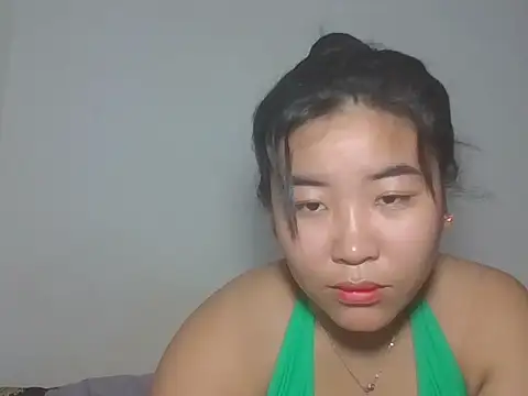 Snapshot of Zyeiii chatting on 03.14.26 Zyeiii online show from 03.14.26