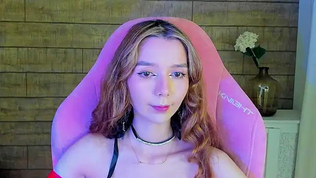 Snapshot of VanessaVienne chatting on 02.01.26 VanessaVienne online show from 02.01.26