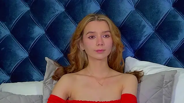 Snapshot of VanessaVienne chatting on 02.08.26 VanessaVienne online show from 02.08.26