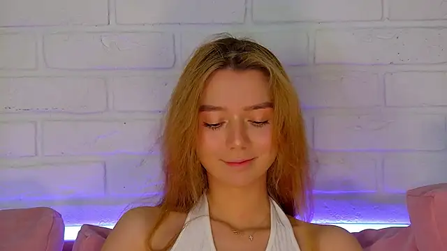 Snapshot of VanessaVienne chatting on 03.01.26 VanessaVienne online show from 03.01.26