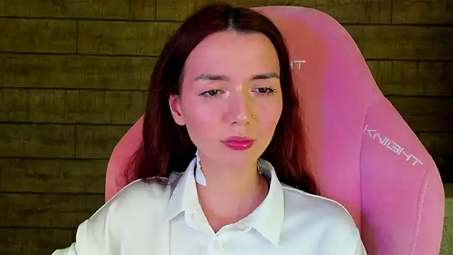 Snapshot of VanessaVienne chatting on 06.08.26 VanessaVienne online show from 06.08.26