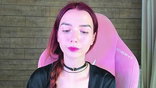 Snapshot of VanessaVienne chatting on 06.22.26 VanessaVienne online show from 06.22.26