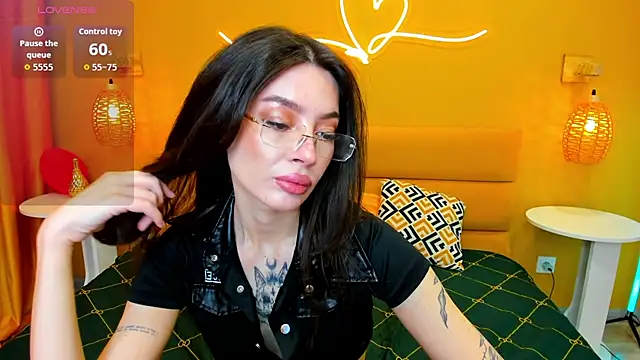 IvyDainty online show from 06.18.26
