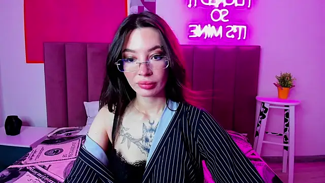 IvyDainty online show from 06.27.26