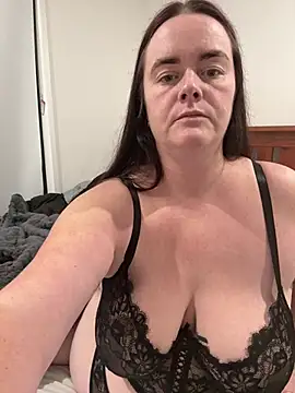 carinabro10 online show from 06.20.26