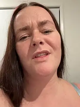 carinabro10 online show from 07.11.26