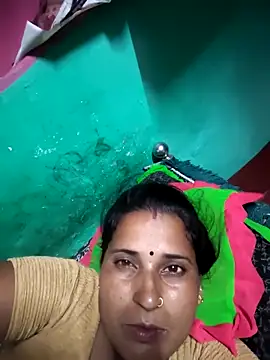 Snapshot of Reena_lodha chatting on 05.11.26 Reena lodha online show from 05.11.26