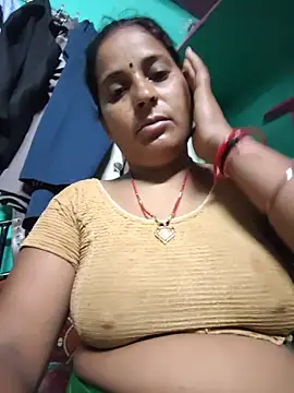 Snapshot of Reena_lodha chatting on 05.19.26 Reena lodha online show from 05.19.26